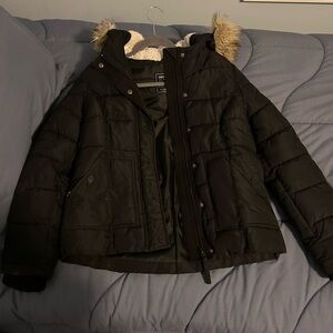 American Eagle Outfitters Black Puffer Jacket with Faux Fur Trim